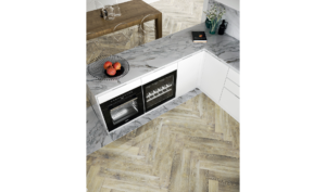 Cucina marmo e legno Progetti D'Amico Arreda Group